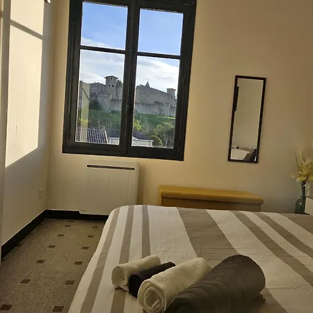 بيت ضيافة Vue Cite Medievale Castel View 3*