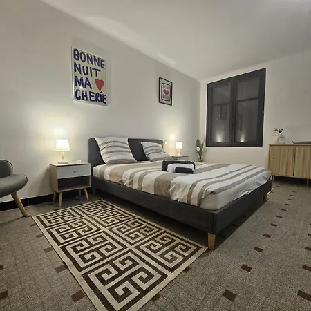 بيت ضيافة Vue Cite Medievale Castel View