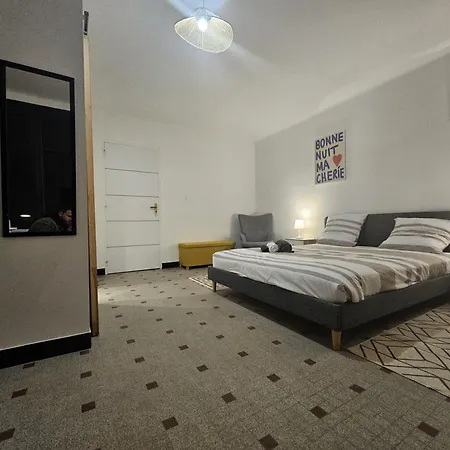 بيت ضيافة Vue Cite Medievale Castel View