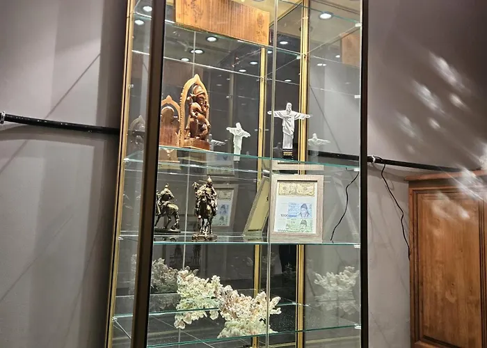 Πανσιόν Vue Cite Medievale Castel View